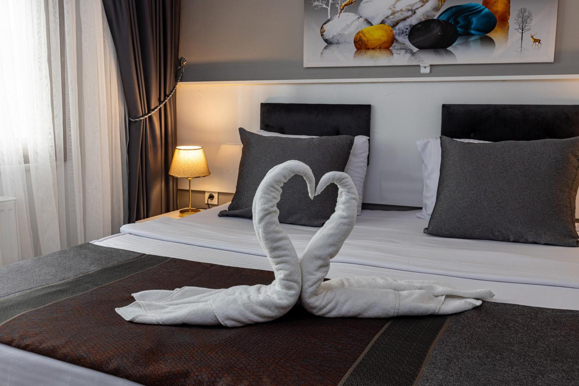 Apollo & Aparthotel *